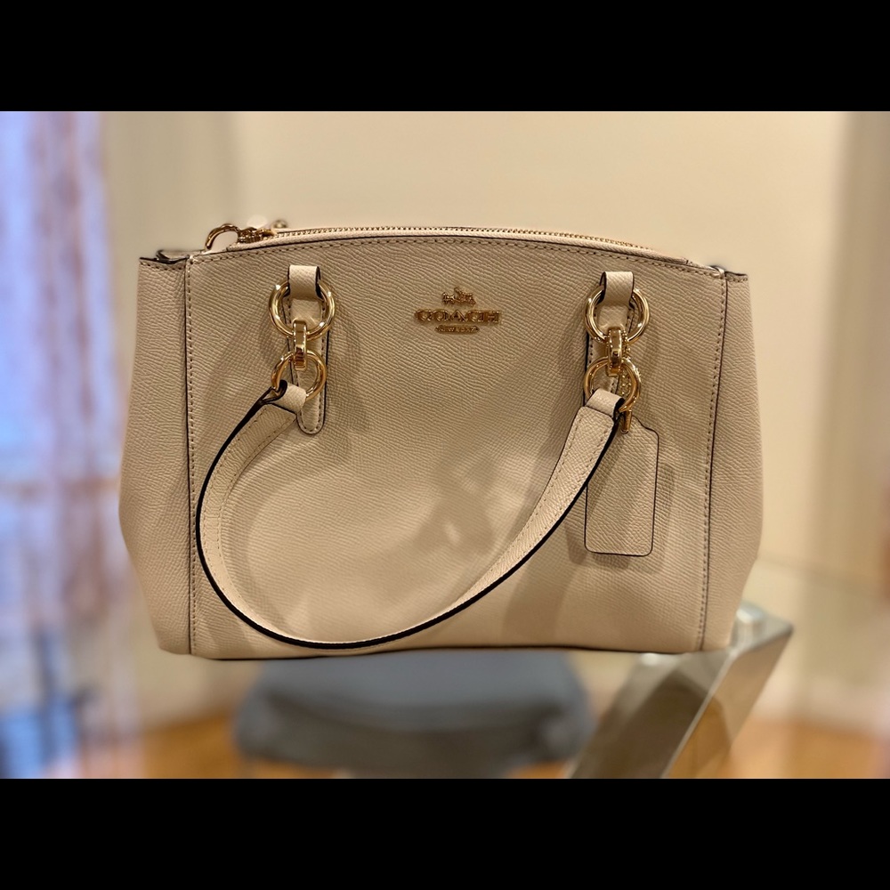 Brand New Coach Bag with TAG - Can be wore over the shoulders and hand held.
